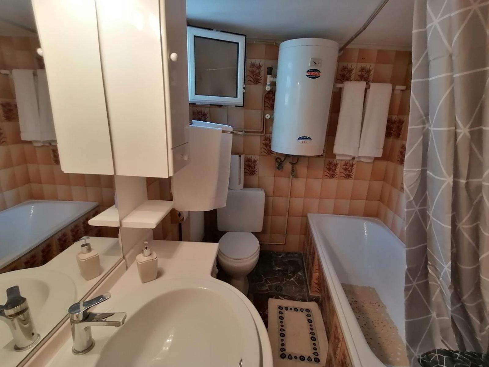 Giannis And Aristi'S House Apartment Кавала Екстериор снимка